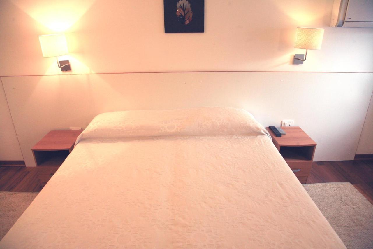 Casa Orchidea - The Fab Stay Brindisi Luaran gambar
