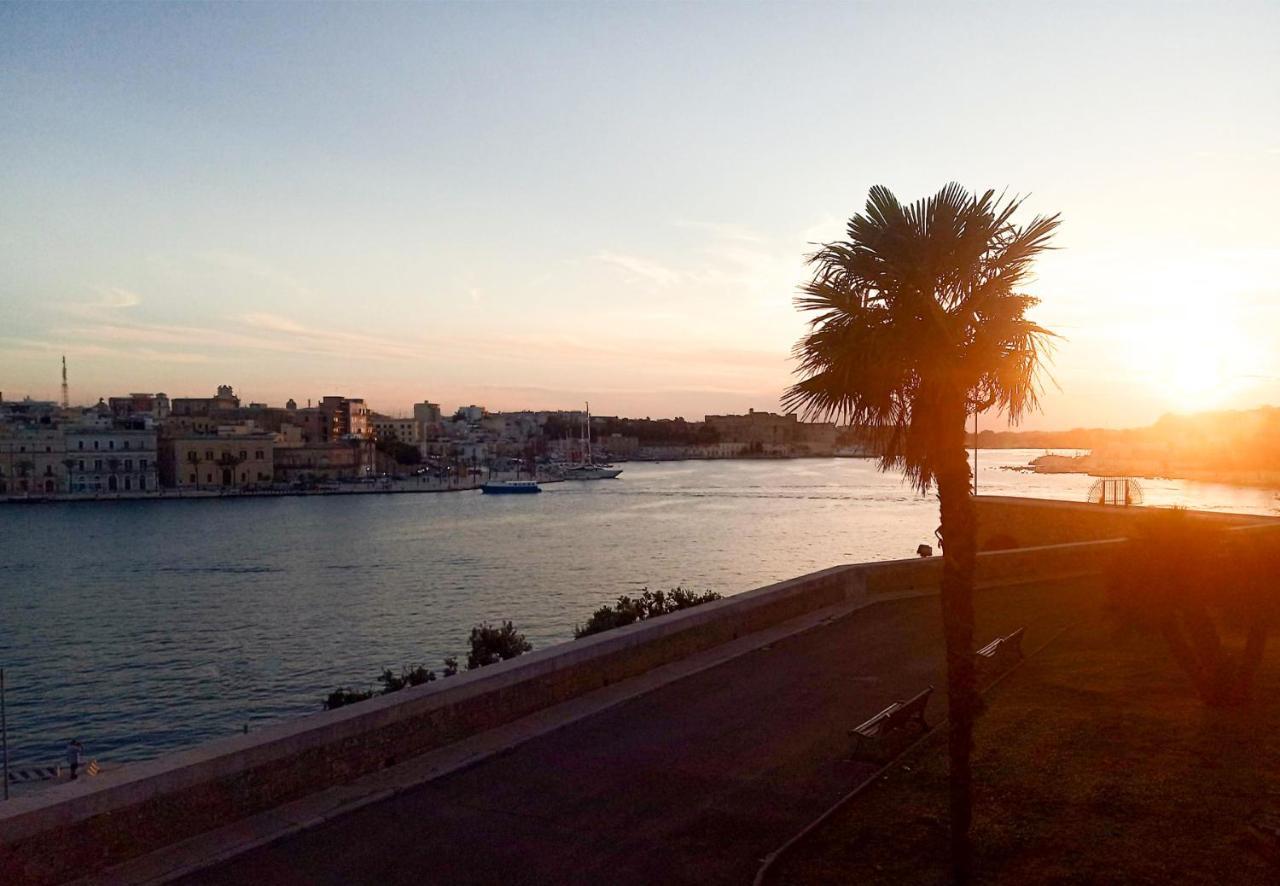 Casa Orchidea - The Fab Stay Brindisi Luaran gambar