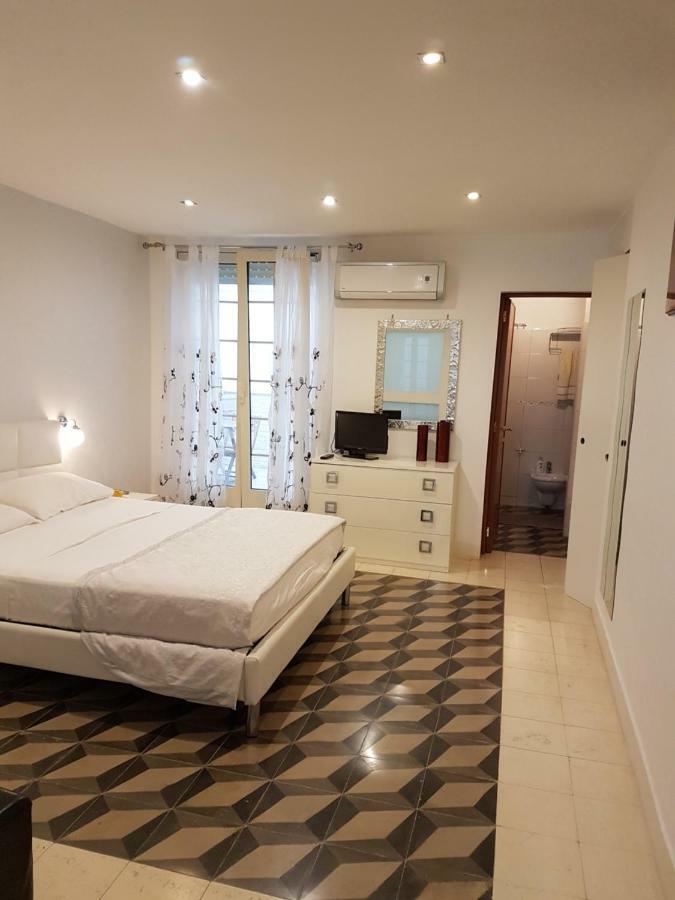 Casa Orchidea - The Fab Stay Brindisi Luaran gambar